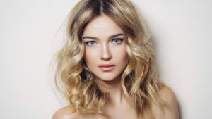 Best Hair Highlights in Palm Beach Gardens Florida